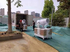 鄭州河南一建項目2臺30米半自動霧炮抵達(dá)現(xiàn)場