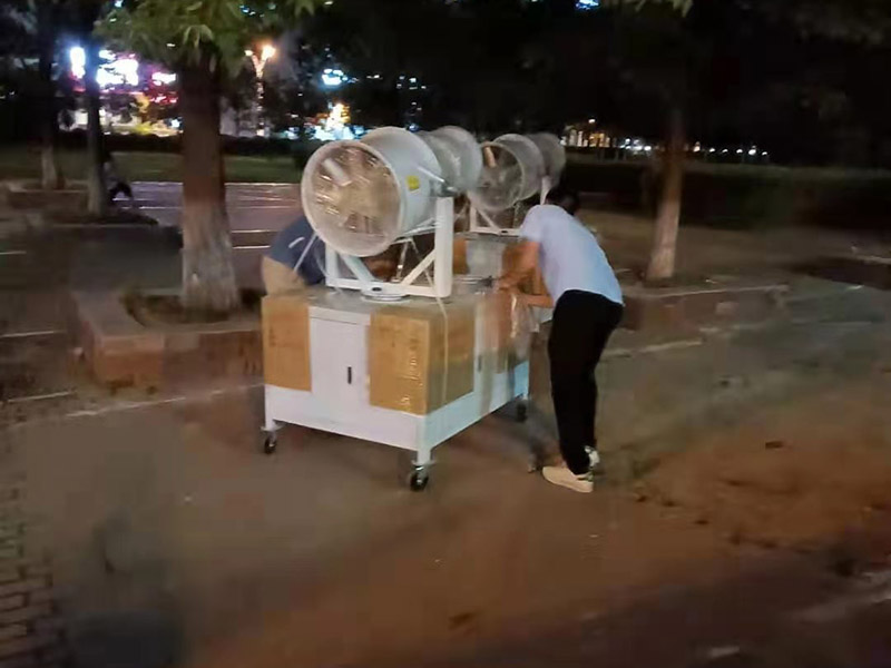 半自動霧炮機(jī),霧炮機(jī)設(shè)備