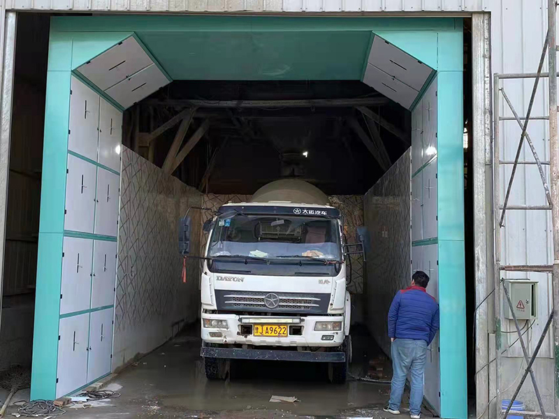 攪拌站龍門洗車機,安陽卸料口龍門洗車機